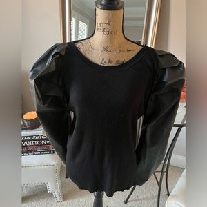 Womens Sweater w leather sleeves XXL